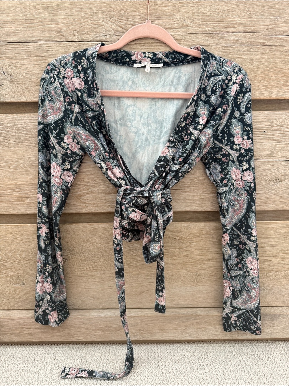 Women's Black Floral Tie-Front Crop Top